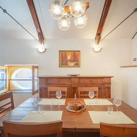 Maison Desiderio Lägenhet *